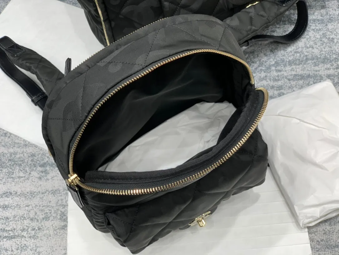 Chanel - Luxury Bag - CHL - 386