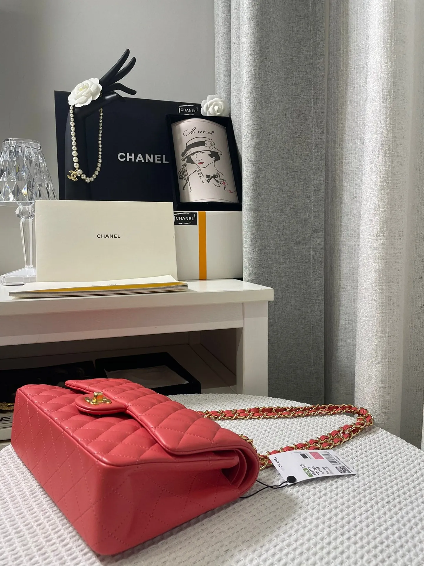 Chanel - Luxury Bag - CHL - 392