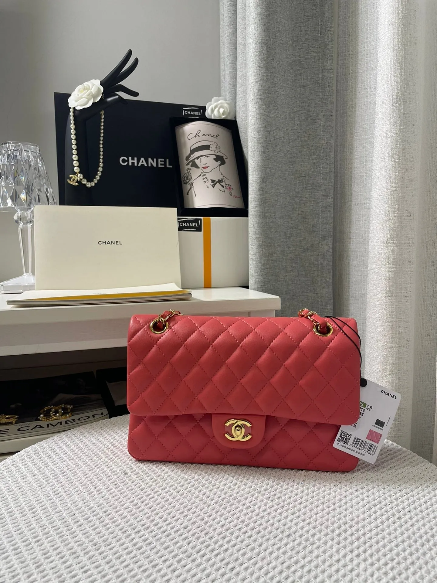 Chanel - Luxury Bag - CHL - 392