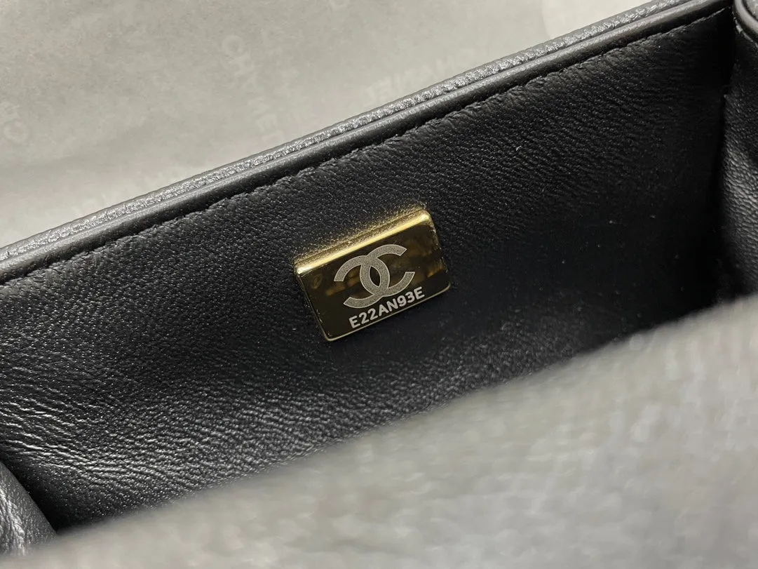 Chanel - Luxury Bag - CHL - 422