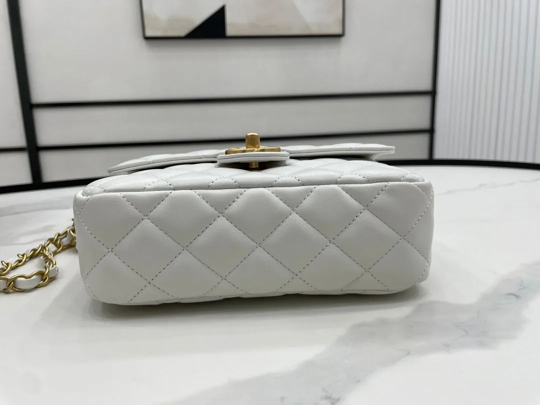 Chanel - Luxury Bag - CHL - 461