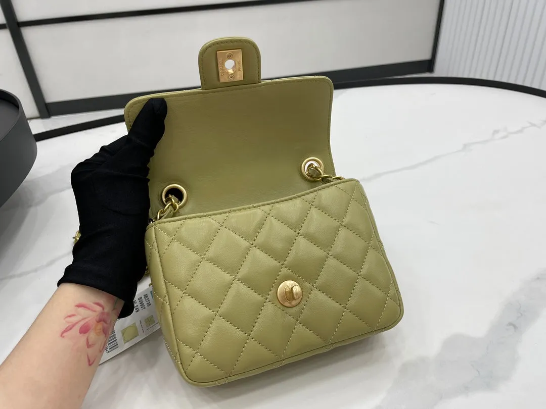 Chanel - Luxury Bag - CHL - 462
