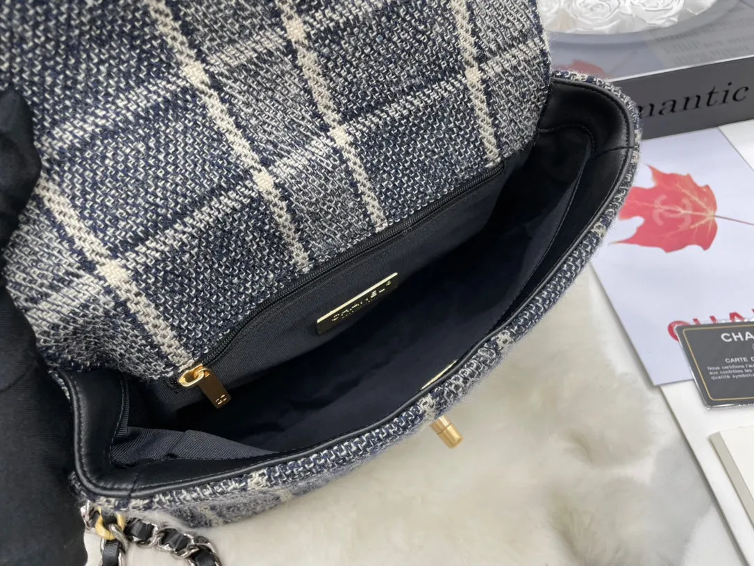 Chanel - Luxury Bag - CHL - 485