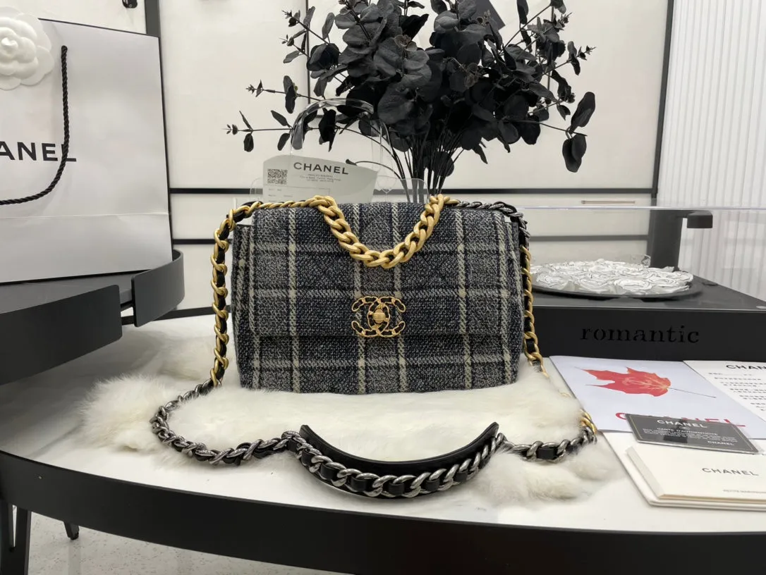 Chanel - Luxury Bag - CHL - 485