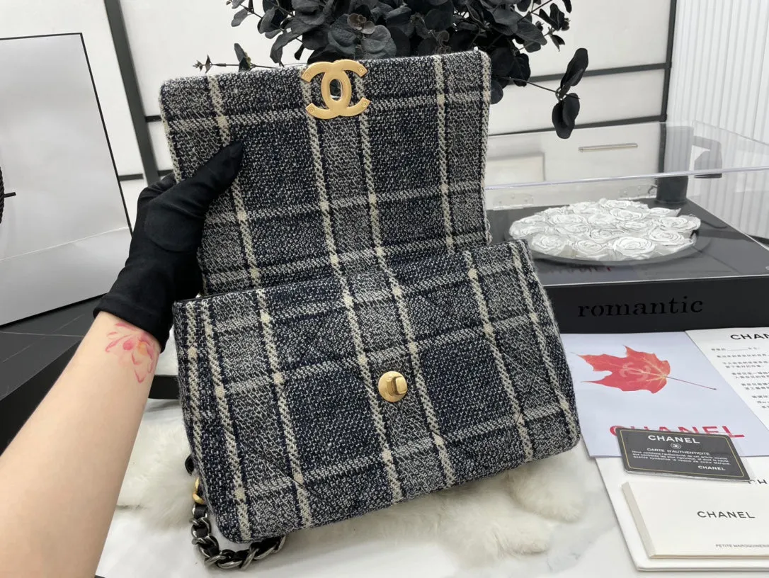 Chanel - Luxury Bag - CHL - 485