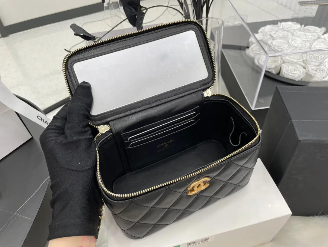 Chanel - Luxury Bag - CHL - 504